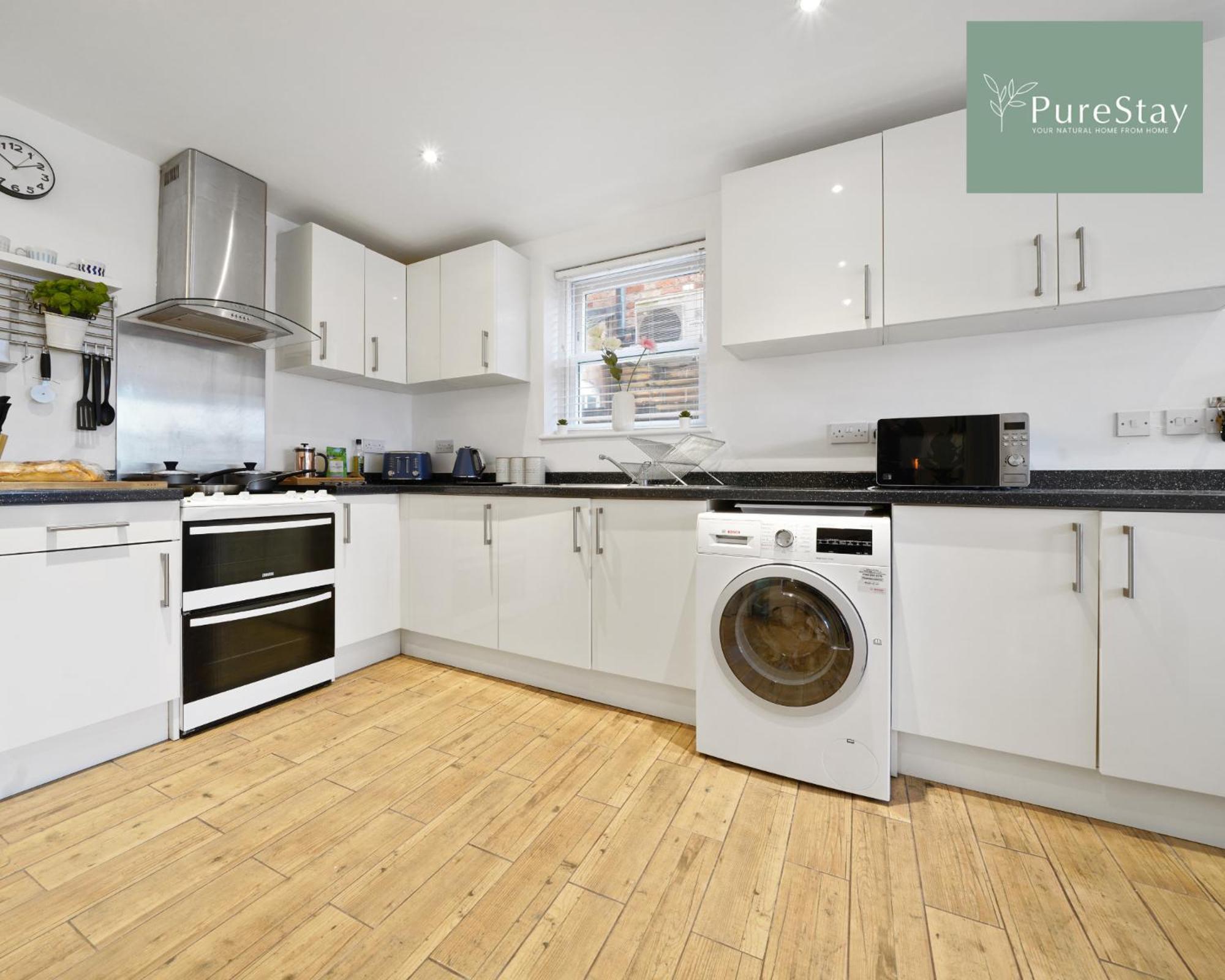 Stunning Two Bed Leamington Apartment With Free Wifi By Purestay Short Lets & Serviced Accommodation 外观 照片